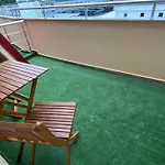 Esperanto 402 Large Sunny Apartment